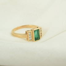 Solid 14K Yellow Gold Ring, Classic Emerald Diamond Gold Ring, May Birthstone Ri - £1,158.86 GBP