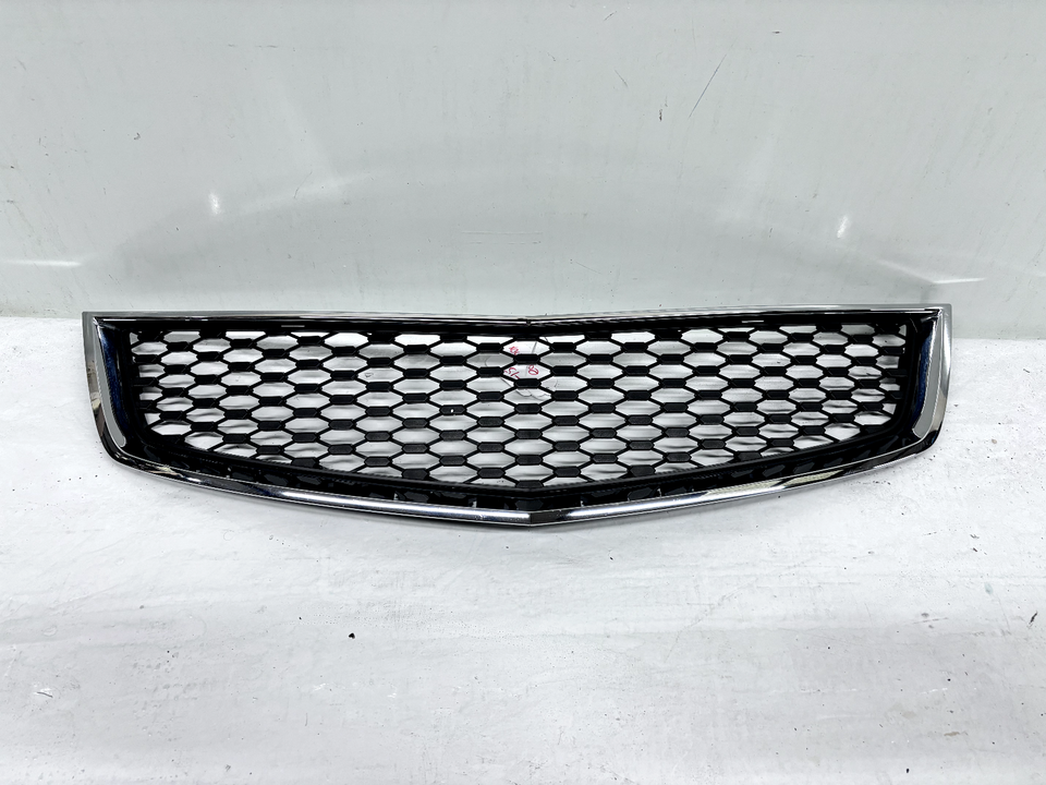2012 2013 2014 2015 chevy equinox front oem lower grille - $85.00