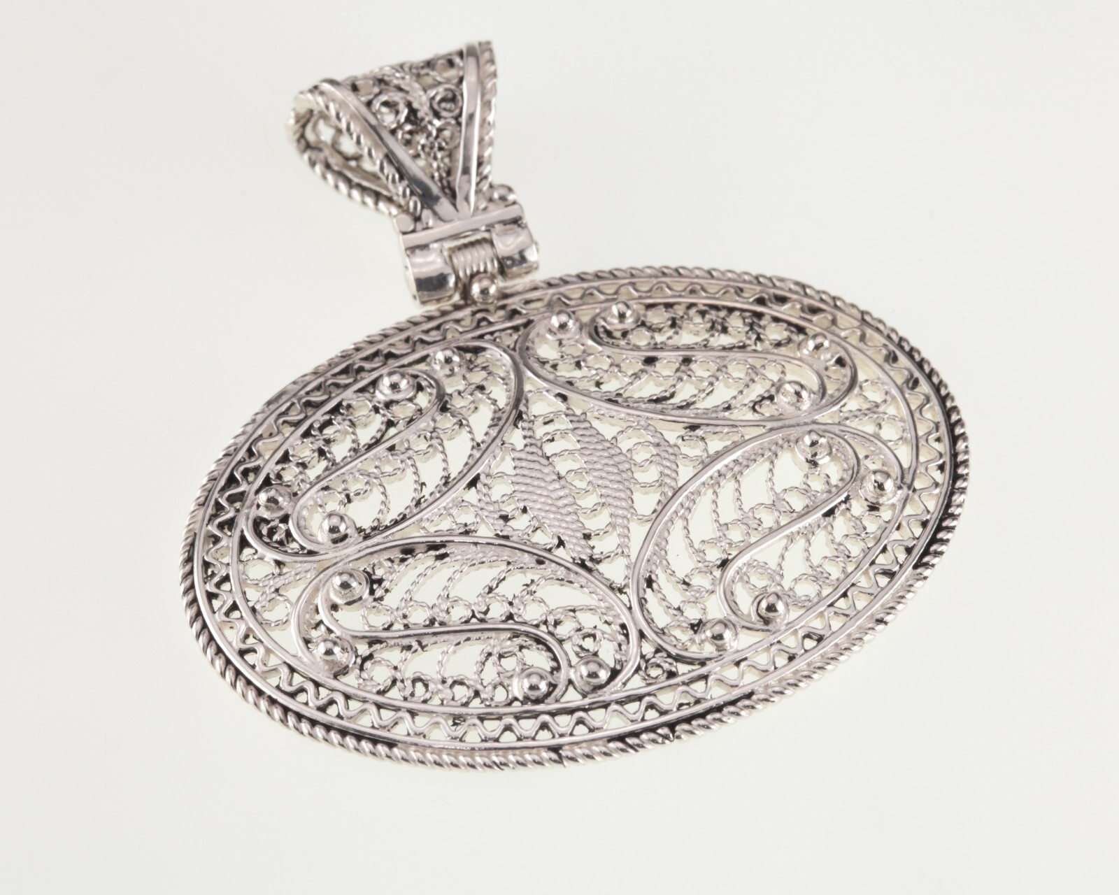 Gorgeous Filigree Sterling Silver Pendant 44 mm Wide Item image 4