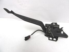OEM Genuine Hood Latch 2008-2012 Buick Enclave With Remote Start 20765607 - $59.40