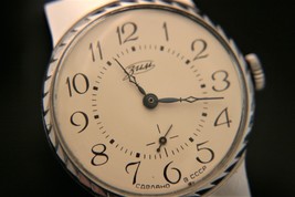 Pristine serviced 1980&#39;s Soviet Zim 2605, 17J ivory dial men&#39;s USSR wristwatch - £89.52 GBP