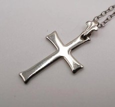 Religiös Jesus Kruzifix Kreuz Silberton Anhänger W / Kette - £26.44 GBP