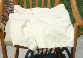 Mens CHAPS yellow  Polyester  Shorts Size 32 - £5.58 GBP