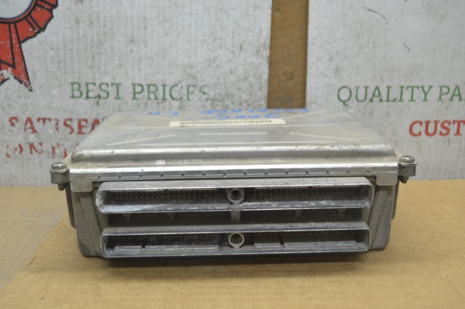 2003-06 Chevrolet Tahoe Engine Control Unit ECU 12589463 Module 81-9B8 Item image 4