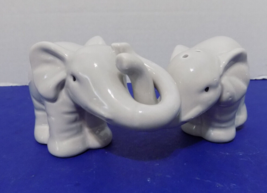 NEW Ceramic Elephant&#39;s Salt &amp; Pepper Shakers - $13.99