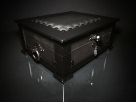 Black  "Chesterfield" Humidor - 60 / 70 Count NIB Handmade Made in USA image 7
