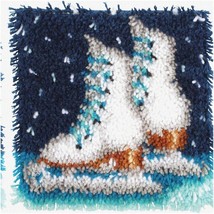 Snowy Hooked Pillow Kit - DIY Latch Hook Yarn Rug Pattern for Arts and C... - $1,184.50 MXN