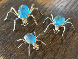 Spider Brooch Pins Insect Trio Aqua Blue Art Deco Brass Spiders - £106.98 GBP