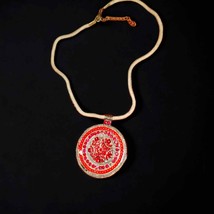 Gorgeous red rhinestone and beaded medallion vintage necklace - €15,62 EUR