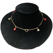 Vintage Gold Tone Red &amp;White  Diced Charms Necklace 16” - $316.38 MXN