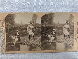 Stereoview Card ”Well:What Are You Looking At” Vintage C1900’s - $7.34