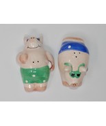 Coco Dowley Sunbathing Pigs Salt Pepper Shakers RARE - $461.16 MXN