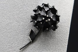 Vtg MCM Black Petal w/ White Polka Dot Flower Brooch Beautiful - $466.29 MXN