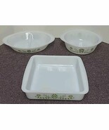GLASBAKE Green Daisy Days Flower Blossom Design Milk Glass Dishes (Lot o... - $33.76 CAD