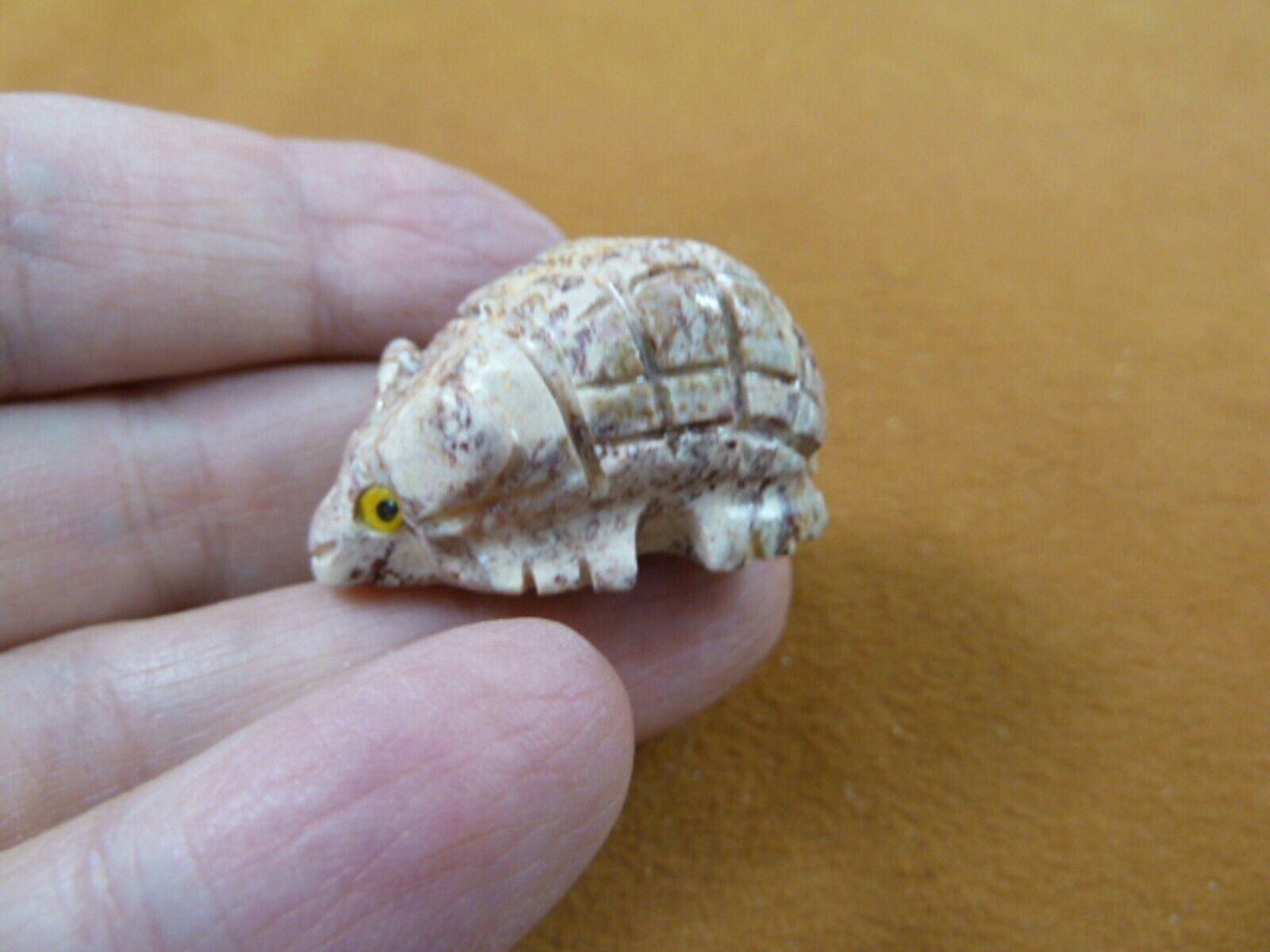 (Y-POR-17) little gray red PORCUPINE rodent figurine SOAPSTONE PERU porc... - $8.59