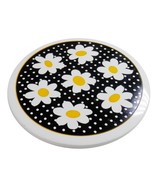 Vtg Round Black &amp; White Daisy Polka Dot Ceramic Trivet Flowers 70s 6&quot; Co... - $149.36 MXN