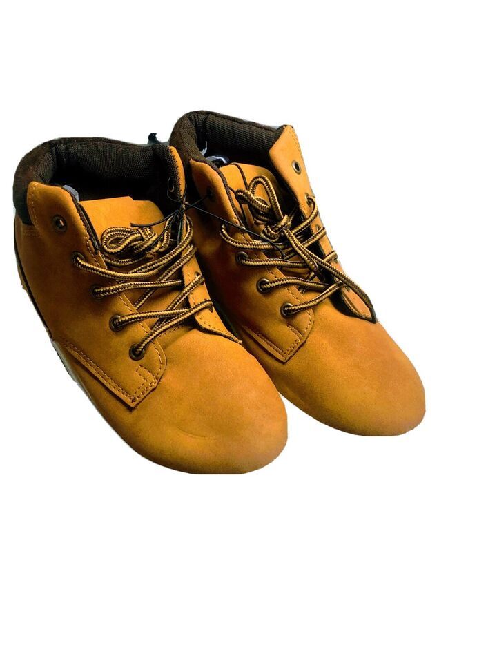 New-Suede Bimber High Top Sneakers Size 3.