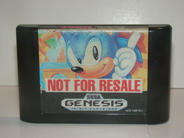 SEGA GENESIS - SONIC THE HEDGEHOG (NOT FOR RESALE) (Game Only) - £27.52 GBP