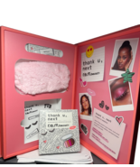 R.E.M Beauty Pink locker , Thank U Next Limited Edition, BOXED - $2,706.45 MXN