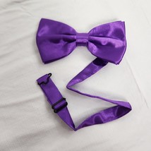 Bow Tie Men&#39;s Bowtie Purple Satin - £10.90 GBP