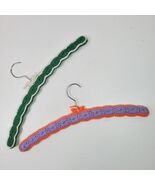 Vintage Crochet Wire Wood Clothes Hangers SET OF 2 Multicolor - $446.90 MXN