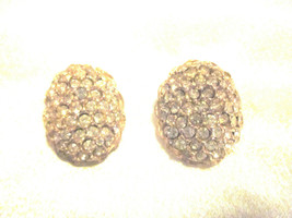 vintage rhinestone studded &quot;button&quot; clip on earrings - £9.48 GBP