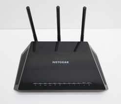NETGEAR R6400 AC1750 Dual Band Gigabit Wi-Fi Router image 2