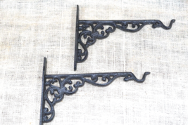 2 Cast Iron Victorian Style Plant Hooks Rustic Garden Hangers Wall Barn Fence - £19.97 GBP