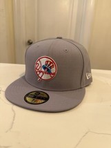 Yankees Logo New era Fitted Cap Size 7 1/2 Gray Color - £19.61 GBP