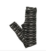 PINK by Victoria&#39;s Secret geometric print leggings - $32.49 CAD