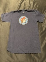Buc-ee’s “Holding It Till Buc-ee’s” Navy Blue Graphic T-Shirt Size Small... - $12.95