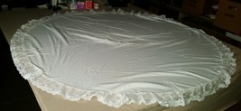 Vintage 63 inch diameter Round Wide Lace Edge Tablecloth - £11.70 GBP