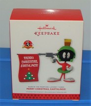 Hallmark 2013 Looney Tunes MERRY CHRISTMAS EARTHLINGS MARVIN MARTIAN Orn... - £39.23 GBP