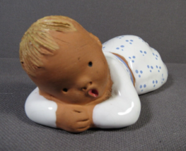 VINTAGE Baby in Pajamas Figurine Glazed &amp; Unglazed Hand Made 5&quot; Unmarked - £6.11 GBP