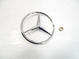 1985 Mercedes W126 300SD emblem, on trunk lid, 1267580058 - £22.05 GBP