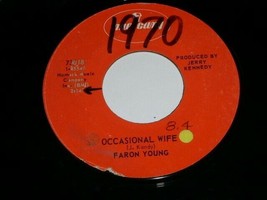 Faron Young Occasional Wife The Guns Of Johnny Rondo 45 Rpm Record Mercury Label - £12.98 GBP
