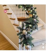 Christmas Garland 90 LED White Lights Twinkle 9&#39; Pre-Lit Metallic Ornaments - $1,740.91 MXN