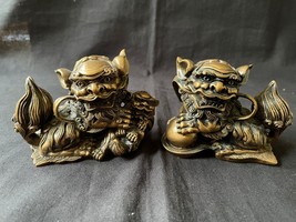 Pair of antique resin chinese Foo Dogs - £55.61 GBP