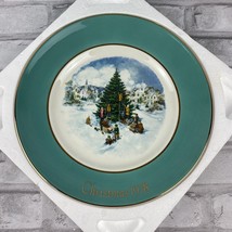 Avon Christmas 1978 Trimming The Tree Collector Plate Sixth Edition Wedg... - £12.06 GBP