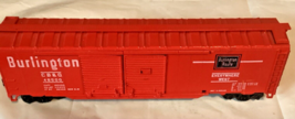 Burlington CB&amp;Q 48500 Red boxcar N scale - £4.66 GBP