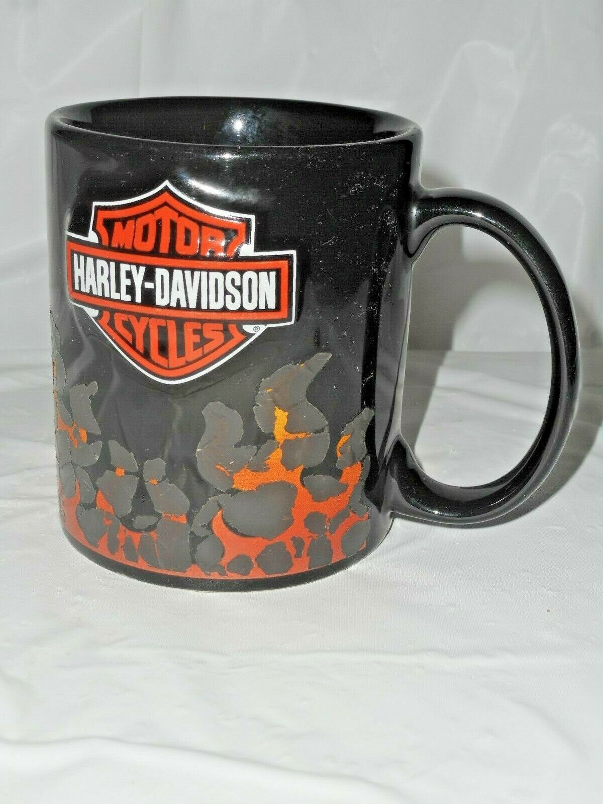 Black Harley Davidson Motorcycle Core Bar Shield Logo Rising Flames Coffee Mug - £10.45 GBP