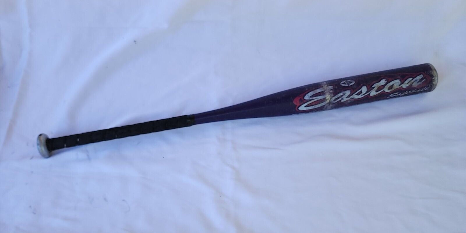 Primary image for Easton FastPitch Softball Bat SK20 30" 20oz 2-1/4" Barrel Youth or Adult Purple