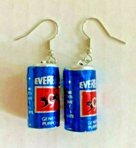 New from Vintage Mini Eveready Batteries Cracker Jack Charms Costume Jewelry C5 - £7.83 GBP