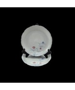 2 Arita Hand Painted Japanese Ceramic White Pink Blue Floral Dessert Plates - $221.66 MXN