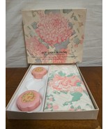 Avon TENDER BLOSSOMS Guest Towels &amp; Soaps Boxed Set NEW Vintage  - $127.98 MXN