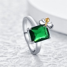 Green Crystal &amp; Two-Tone Bee Emerald-Cut Ring - £10.38 GBP