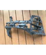 2006 MERCEDES E350 FRONT RIGHT OUTER BUMPER SUPPORT BRACKET A 211 880 04... - $59.39