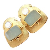 Authenticity Guarantee

Rare! Vintage Paula Crevoshay 18k Gold Smithsoni... - $6,000.00