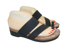 Munro American Aries Sandals Black Fabric Size Women 7 W Slides Toe Ring... - £20.70 GBP