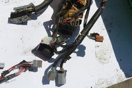 2003-2004 FORD MUSTANG V6 AUTOMATIC TRANSMISSION DASHBOARD WIRING HARNESS K2721 image 5